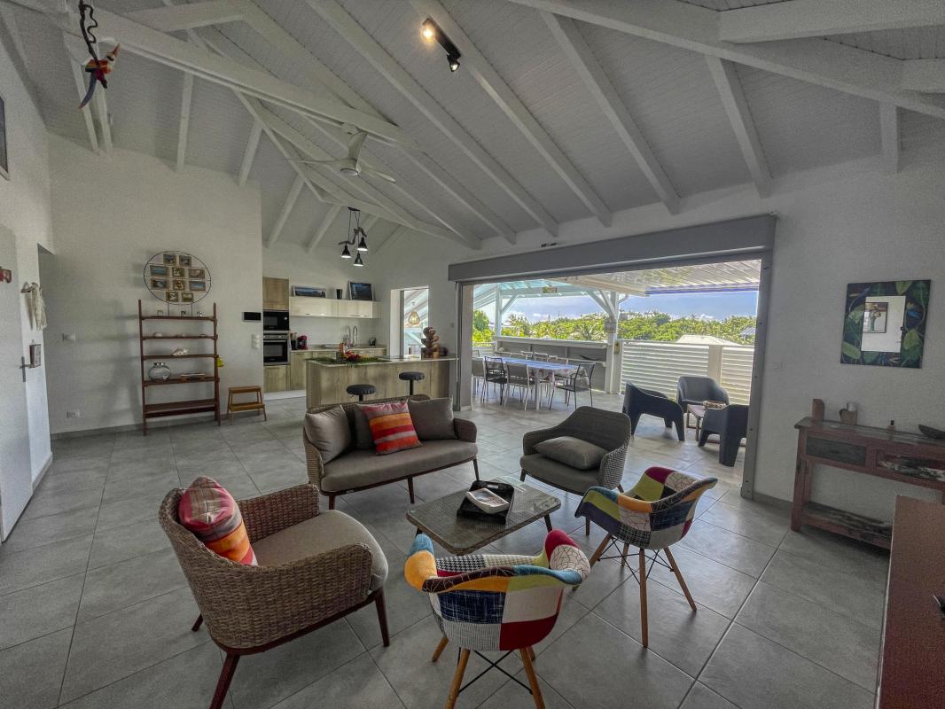 Location villa 3 chambres Saint François Guadeloupe-pièce principale