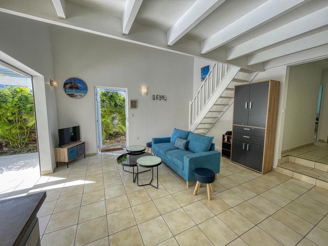 Location Villa 3 chambres Saint François Guadeloupe-sejour avec maezzanine