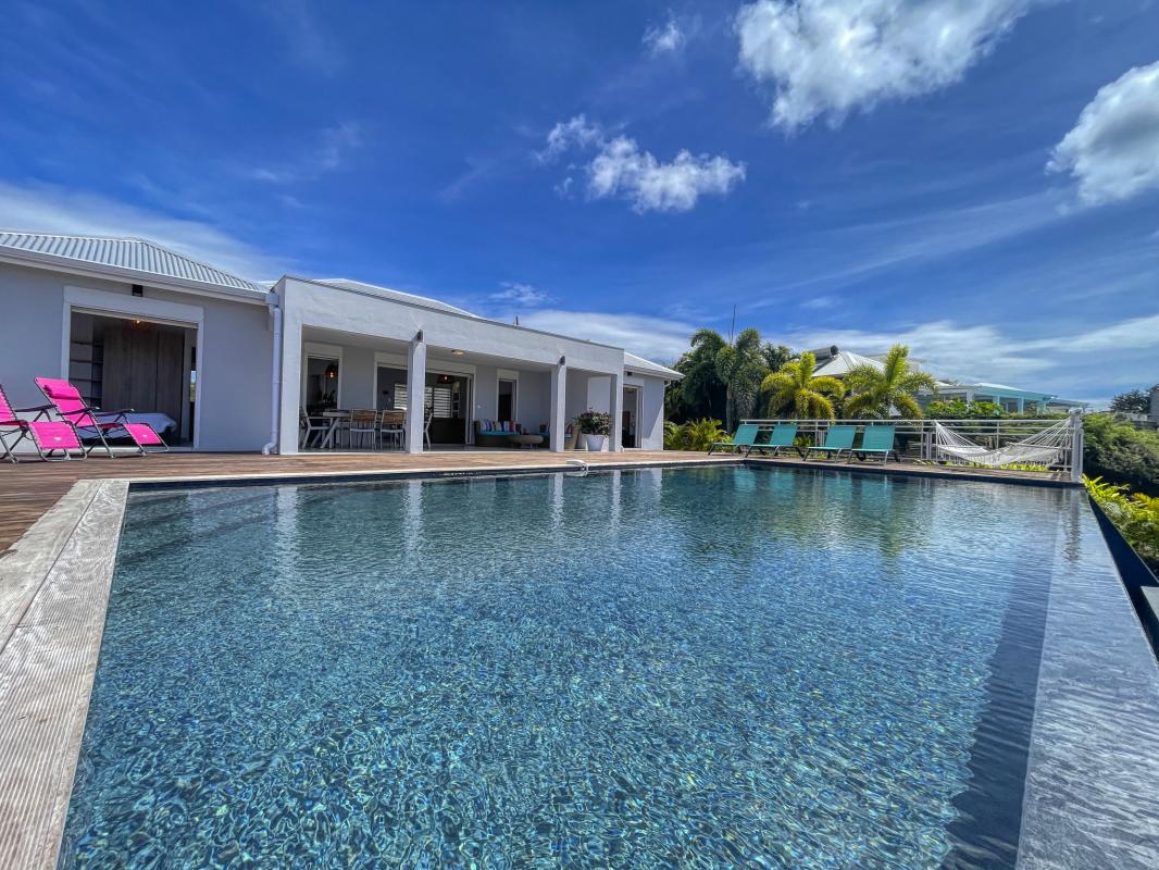 Villa vue mer exceptionnelle à Saint François Guadeloupe-vue ensemble