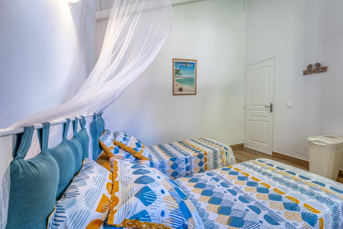A louer villa 5 chambres Saint François Guadeloupe-chambre enfant