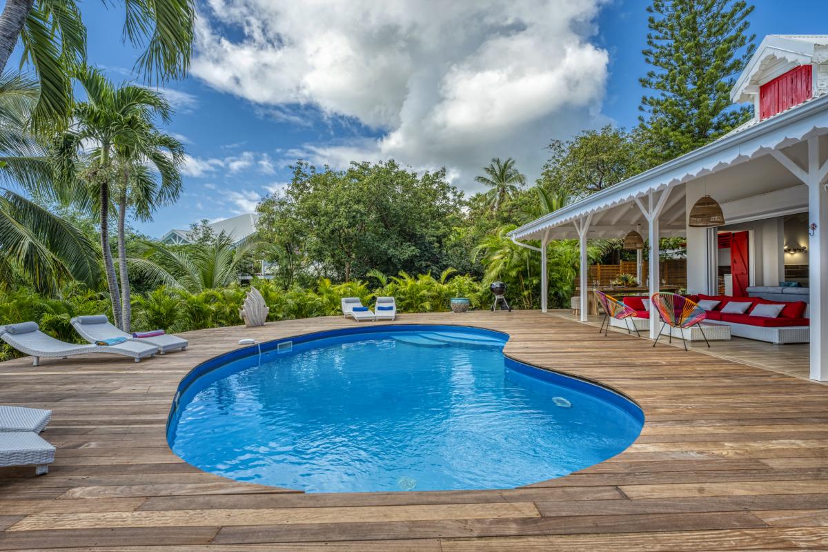 A louer villa 5 chambres Saint François Guadeloupe-piscine