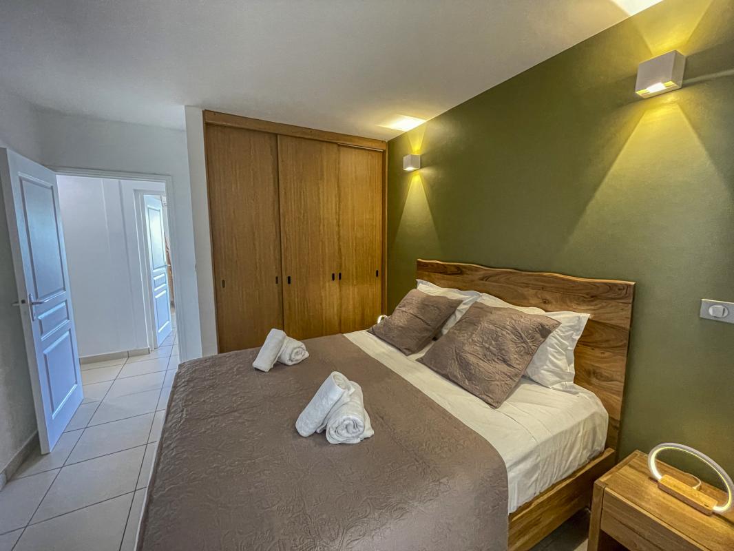 Villa 5 chambres à louer à Saint François Guadeloupe-chambre