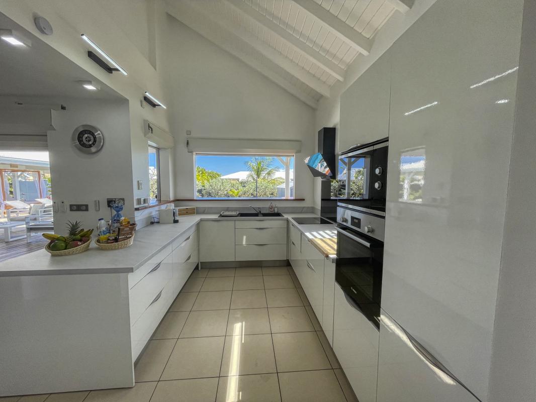 Villa 5 chambres à louer à Saint François Guadeloupe-cuisine