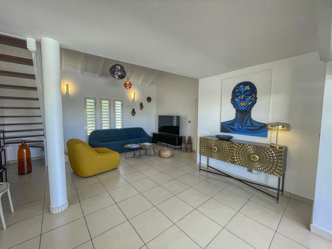 Villa 5 chambres à louer à Saint François Guadeloupe-salon