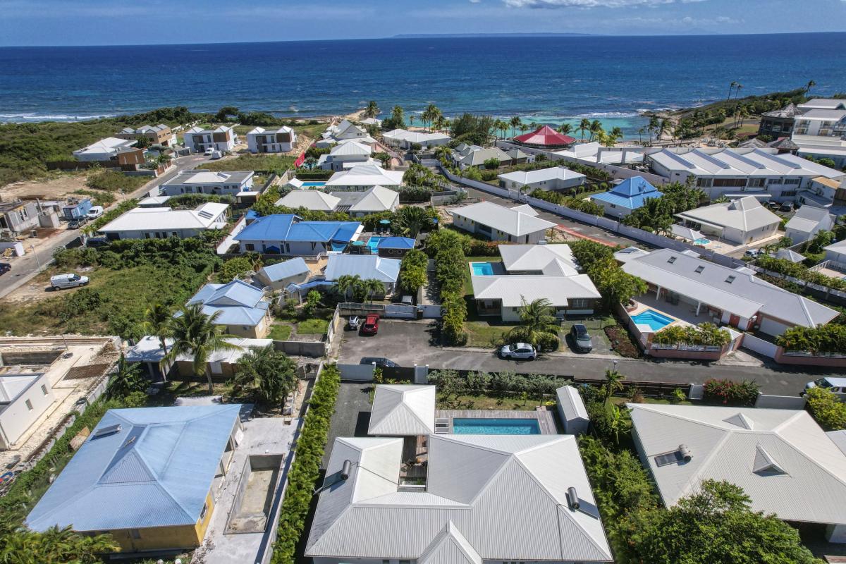 Villa 5 chambres à louer à Saint François Guadeloupe-vue sur plage Manganao