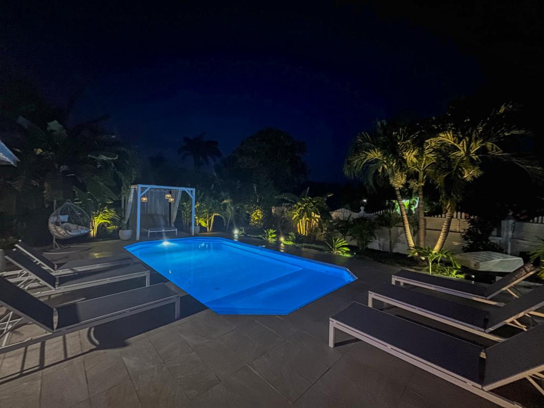 Location Villa 14 personnes Saint François Guadeloupe-piscine de nuit