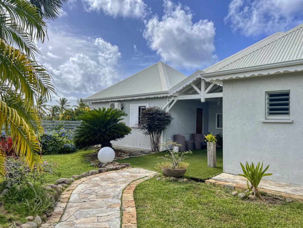 Location villa 6 personnes Saint François Guadeloupe-entrée de la villa