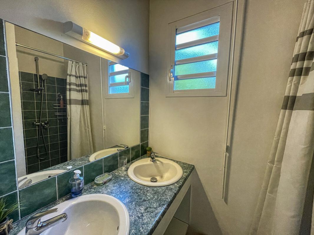 A louer villa 3 chambres Saint François Guadeloupe_ Salle de bain 