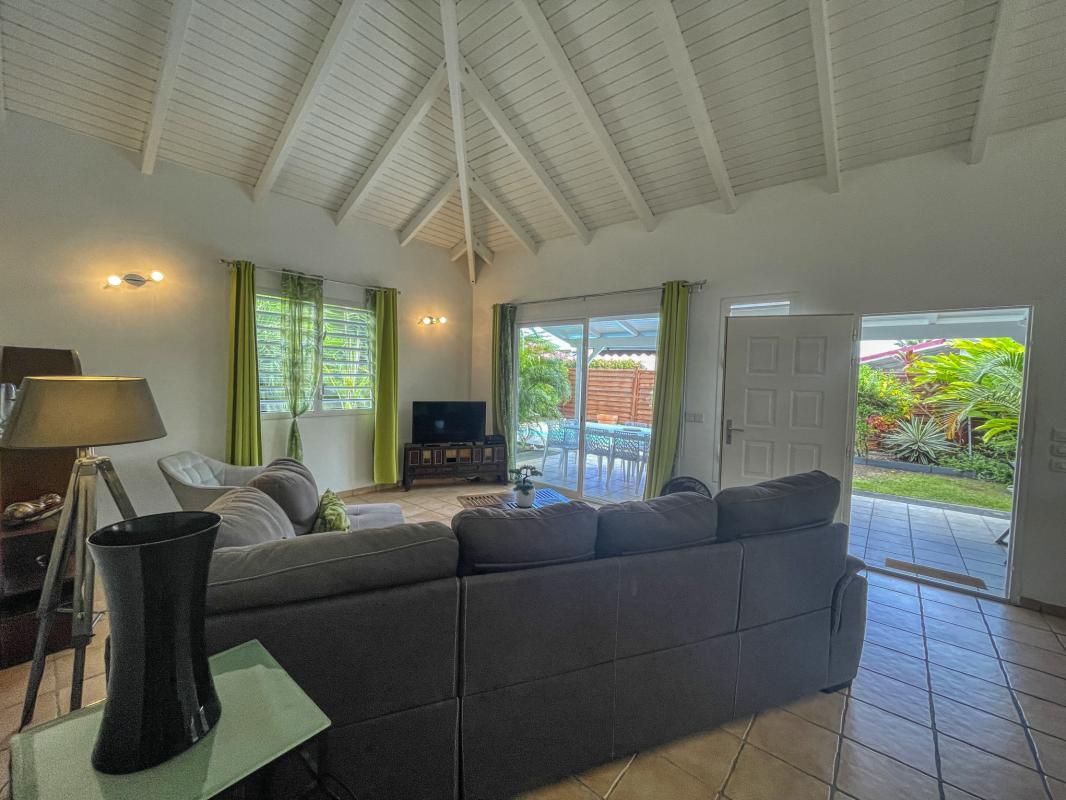 A louer villa 3 chambres Saint François Guadeloupe_ Salon 