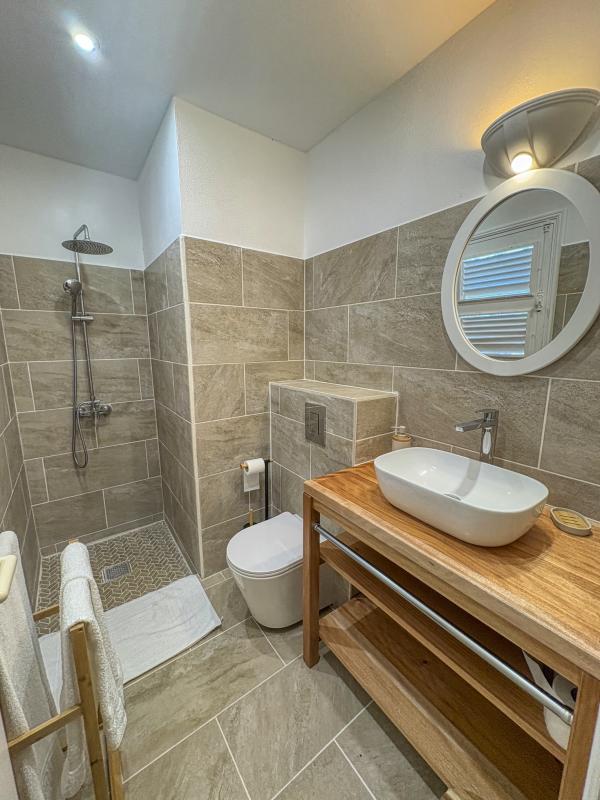 Location villa 3 chambres pour 6 personnes avec piscine et vue mer - Saint François en Guadeloupe