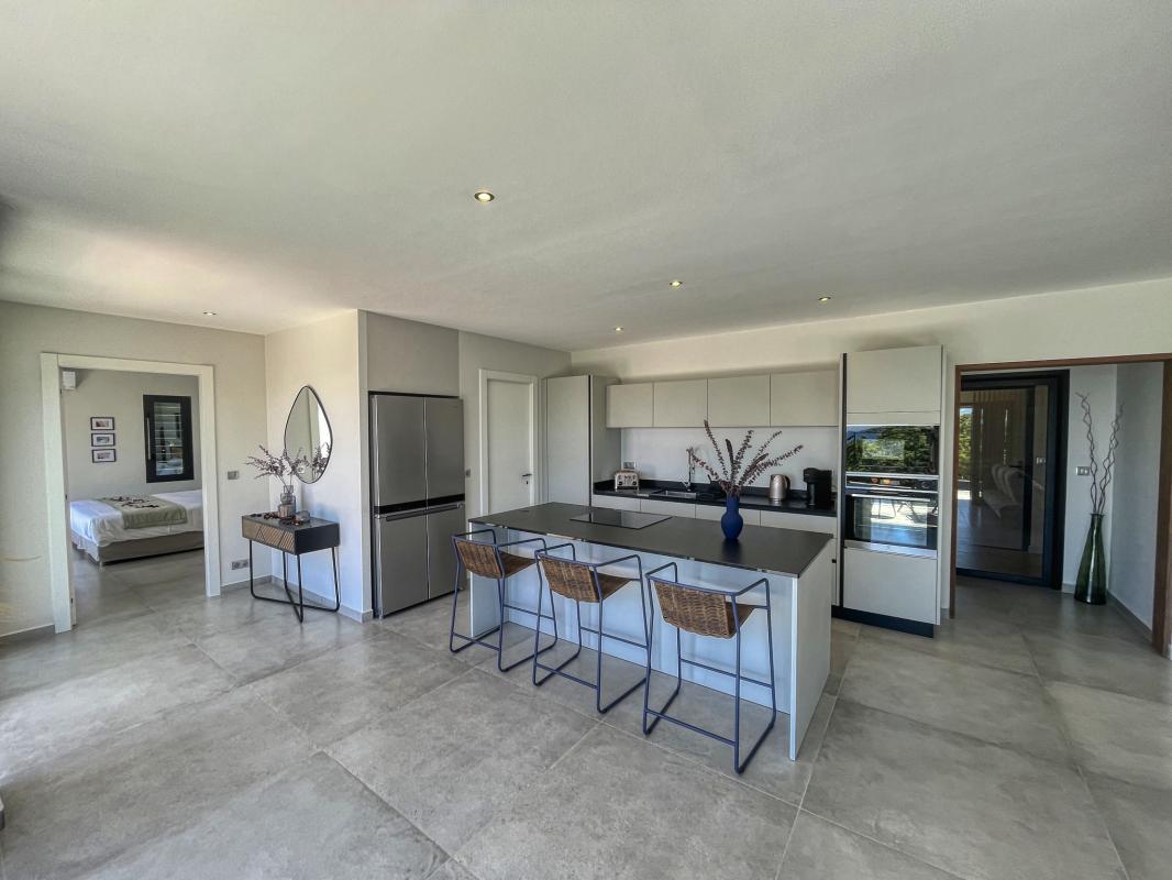 A louer villa 4 chambres vue mer Saint François Guadeloupe_ Cuisine 