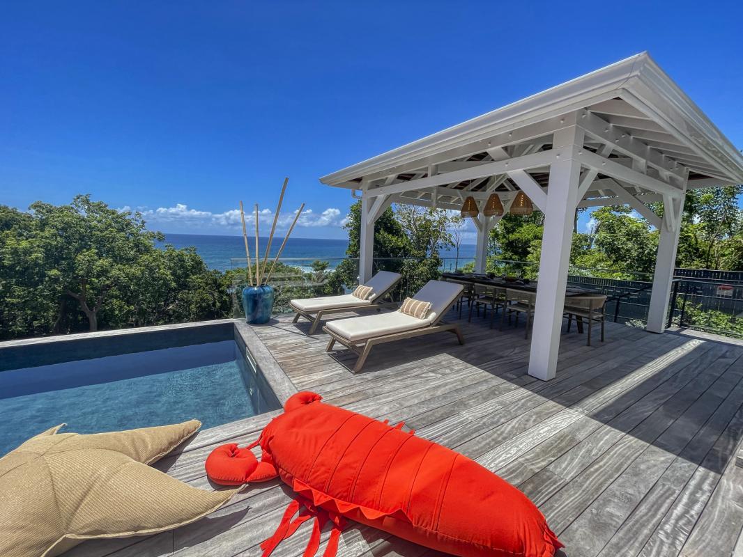 A louer villa 4 chambres vue mer Saint François Guadeloupe_ Terrasse Piscine 