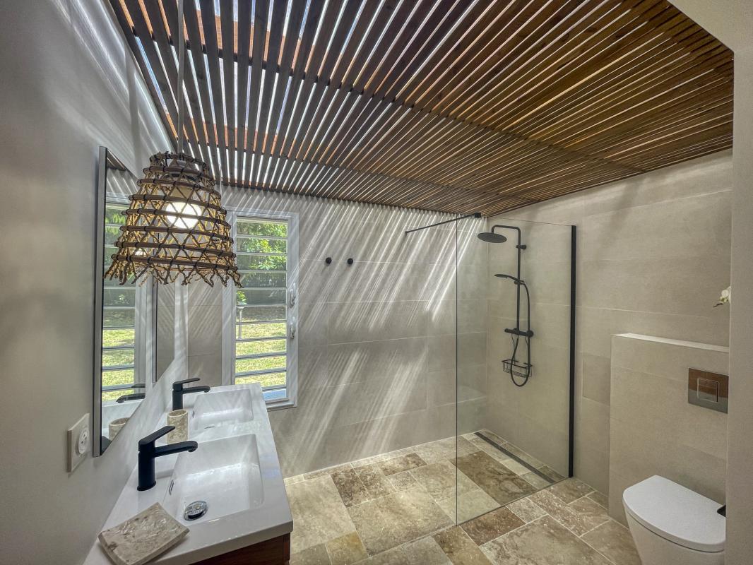 A louer villa 8 personnes Saint François Guadeloupe_ Salle d'eau