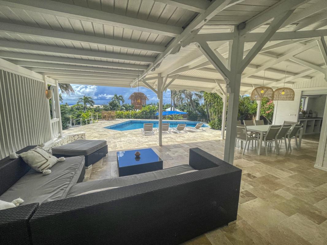 A louer villa 8 personnes Saint François Guadeloupe_ Terrasse 