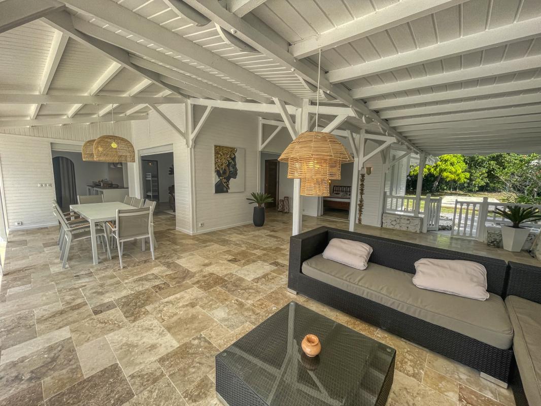 A louer villa 8 personnes Saint François Guadeloupe_ Terrasse 