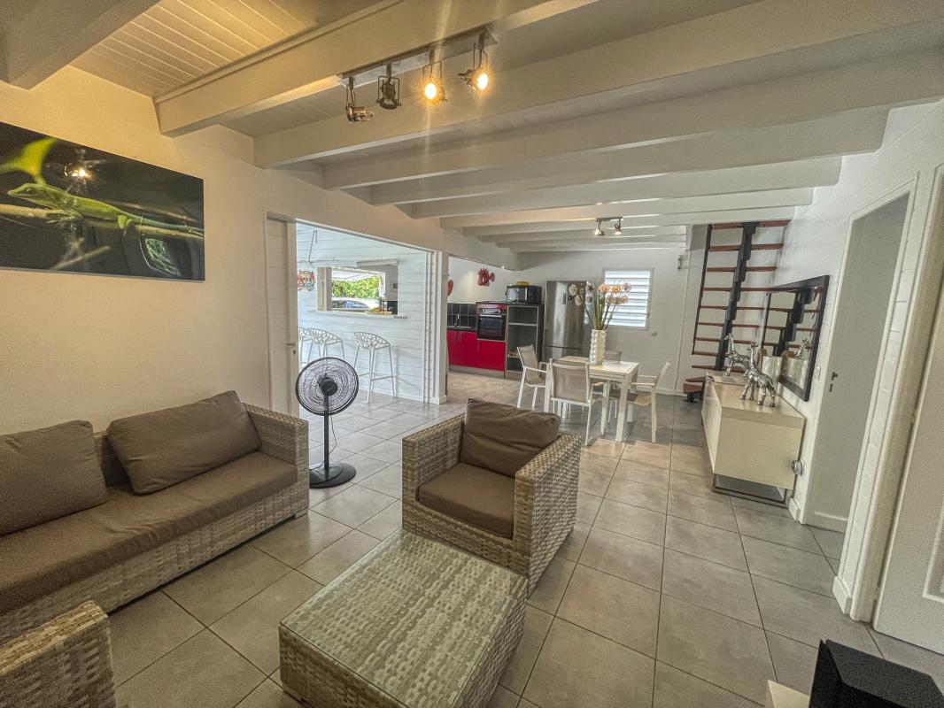 Location villa avec piscine Saint François Guadeloupe_ Salon