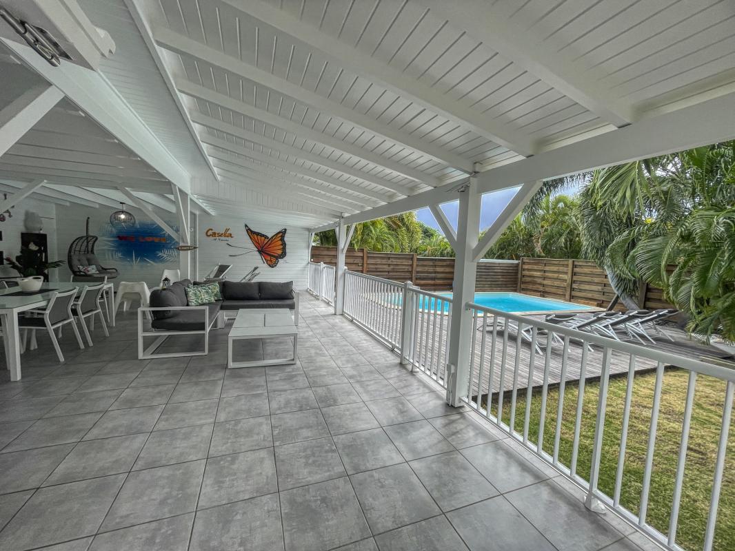 Location villa avec piscine Saint François Guadeloupe_ Terrasse