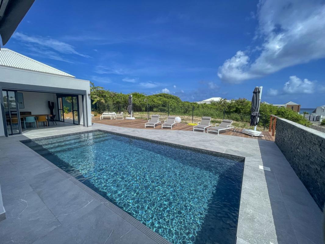 Location-villa-Topaze-2-chambres-8-personnes-vue-mer-piscine-à-St-François-Guadeloupe
