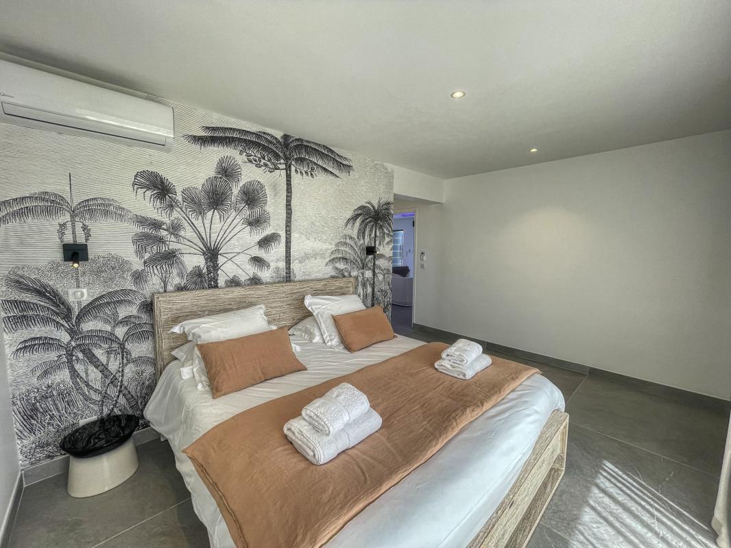 Location-villa-Topaze-2-chambres-8-personnes-vue-mer-piscine-à-St-François-Guadeloupe