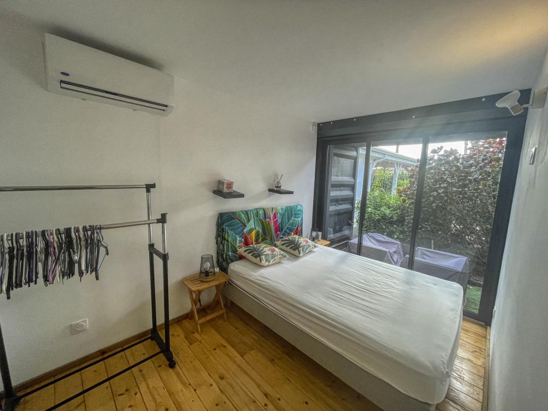 Location villa avec piscine Saint François Guadeloupe-bungalow chambre