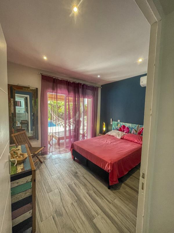 Location villa avec piscine Saint François Guadeloupe_ Chambre 1 