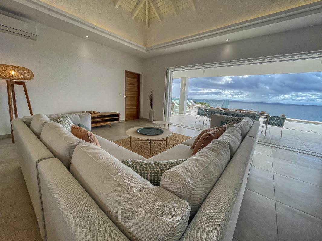 Location villa avec piscine Saint François Guadeloupe_ Salon 