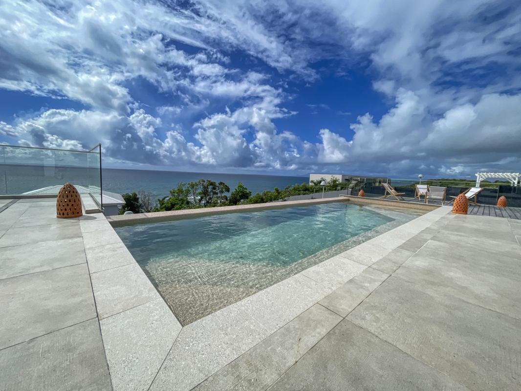 Location-villa-avec-piscine-Saint-François-Guadeloupe_Piscine