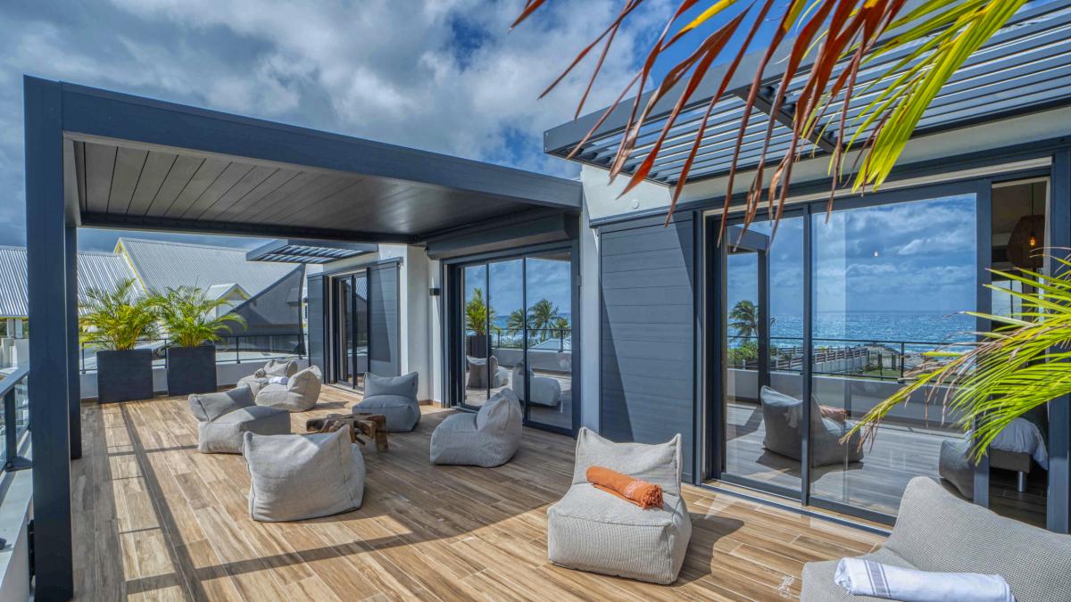 A louer villa pieds dans l'eau Saint François Guadeloupe-Chambre Etage