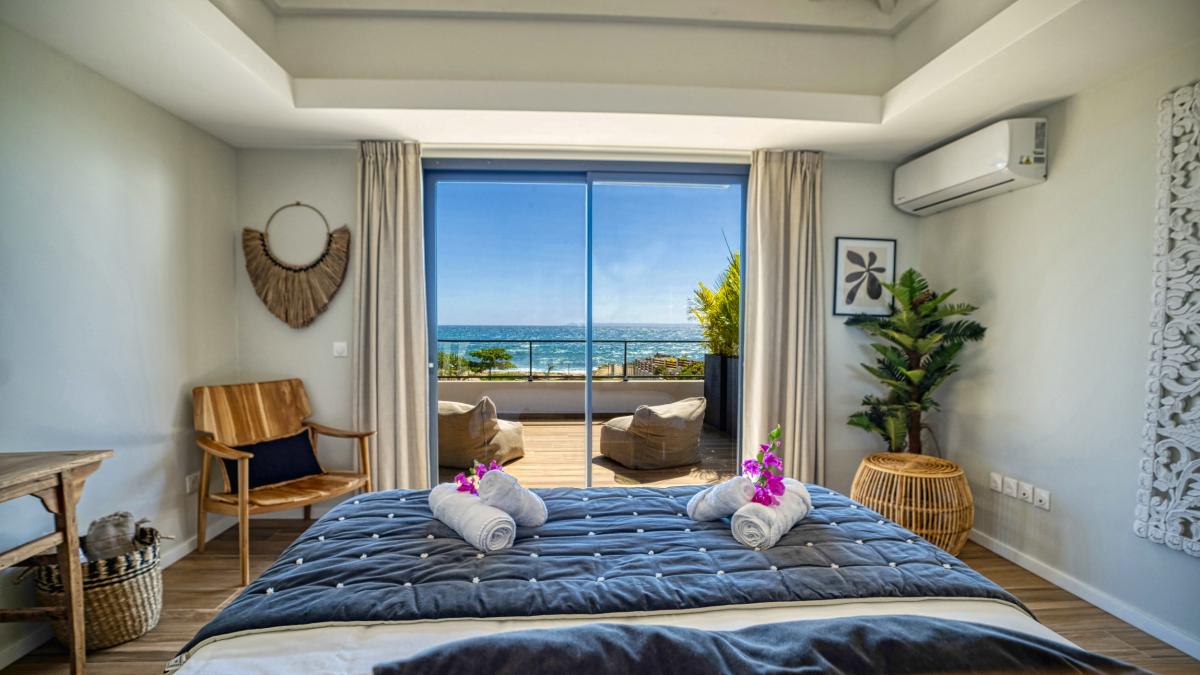A louer villa pieds dans l'eau Saint François Guadeloupe-Chambre Etage