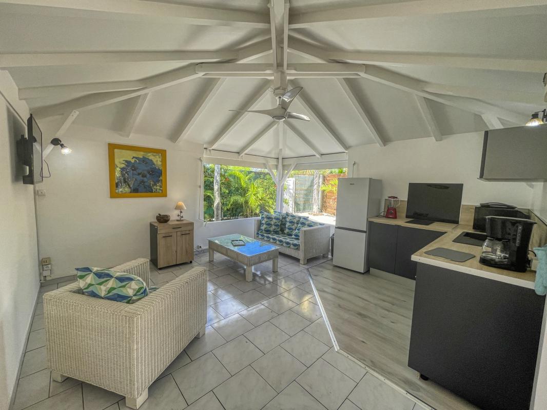 Location-villa-Saint-François-Pièce à vivre