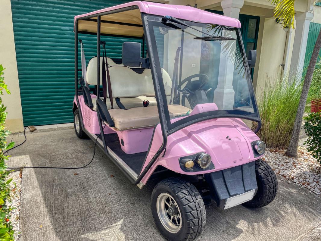 A-louer-Villa-au-hamak-Saint-François-Guadeloupe - Voiturette de golf