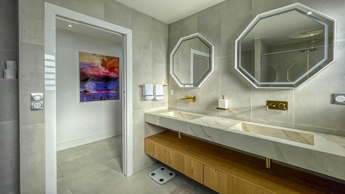 A louer Villa pied dans l'eau Saint François Guadeloupe - Chambre