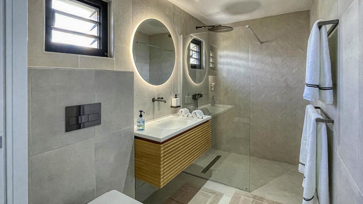 A louer Villa pied dans l'eau Saint François Guadeloupe - Chambre