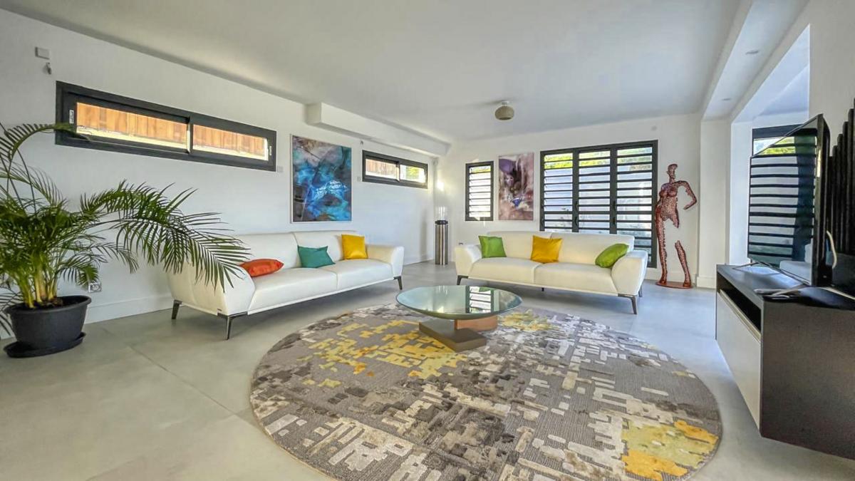 A louer Villa pied dans l'eau Saint François Guadeloupe - Pièce à vivre