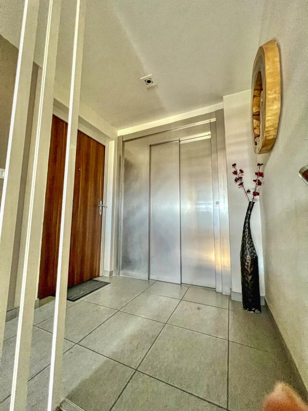 A louer appartement Saint François Guadeloupe-Palier ascenseur