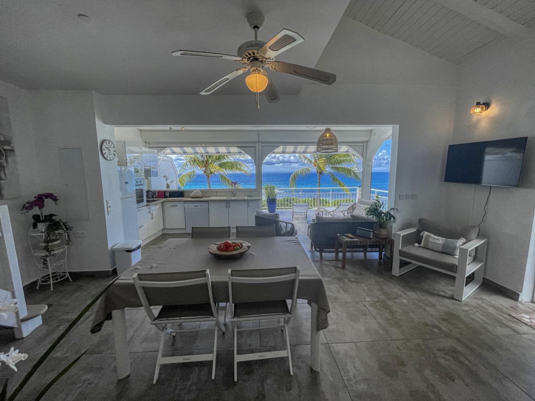 Location Duplex 4 personnes vue mer Saint François Guadeloupe_pièce à vivre