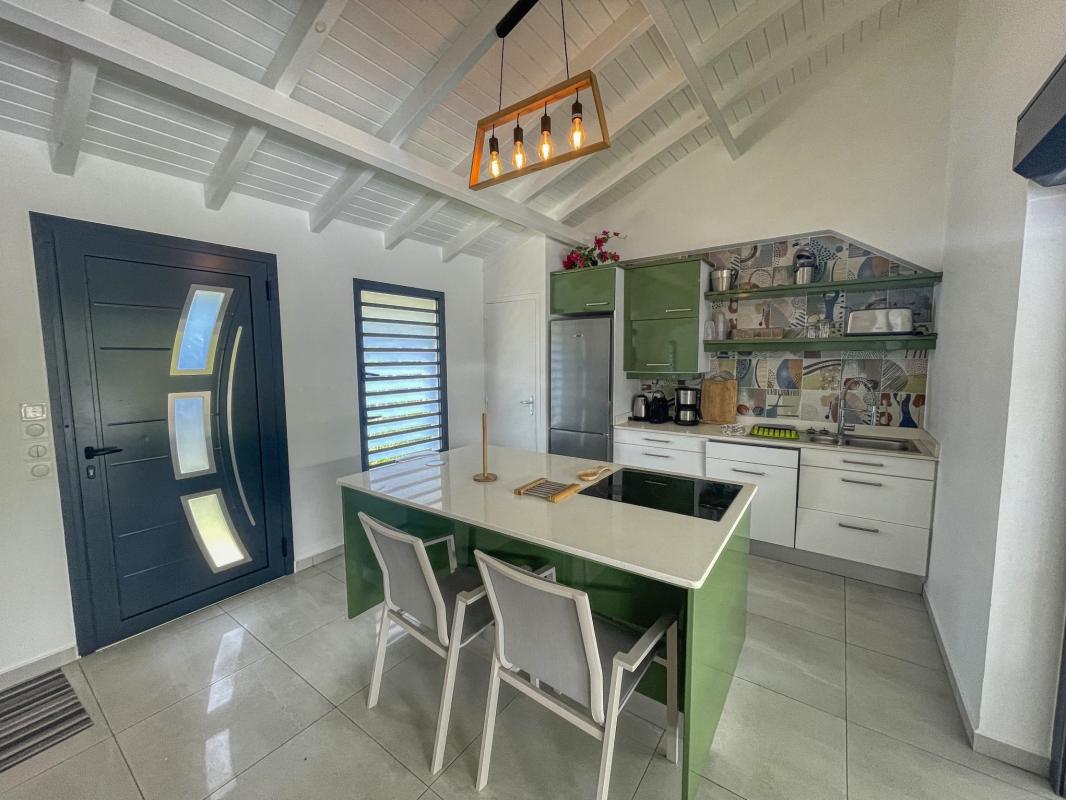 Location villa piscine Saint François Guadeloupe_cuisine