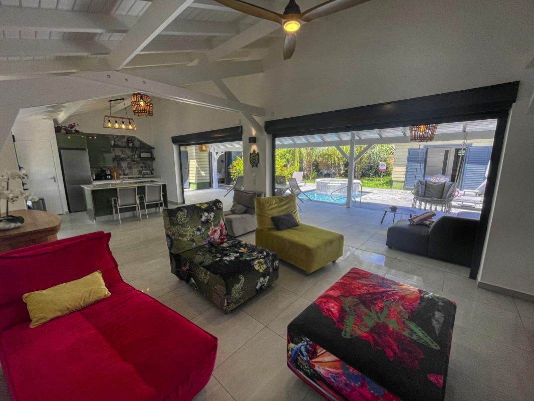 Location villa piscine Saint François Guadeloupe_salon