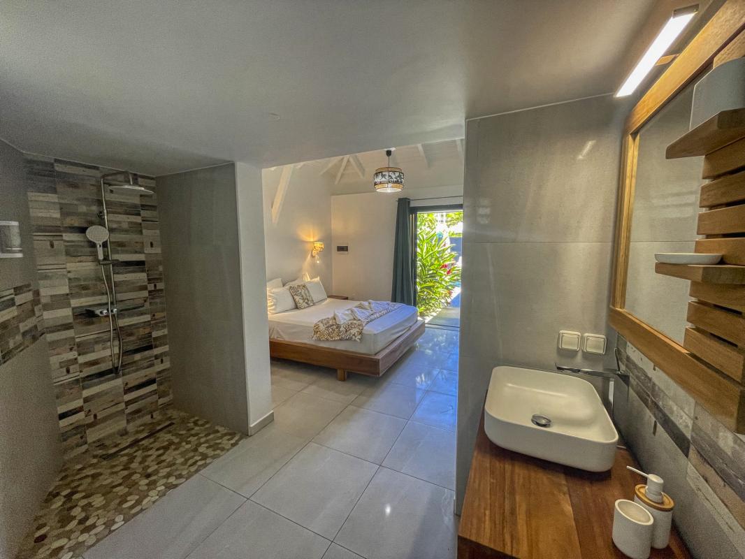 Location villa piscine Saint François Guadeloupe_sdb 2