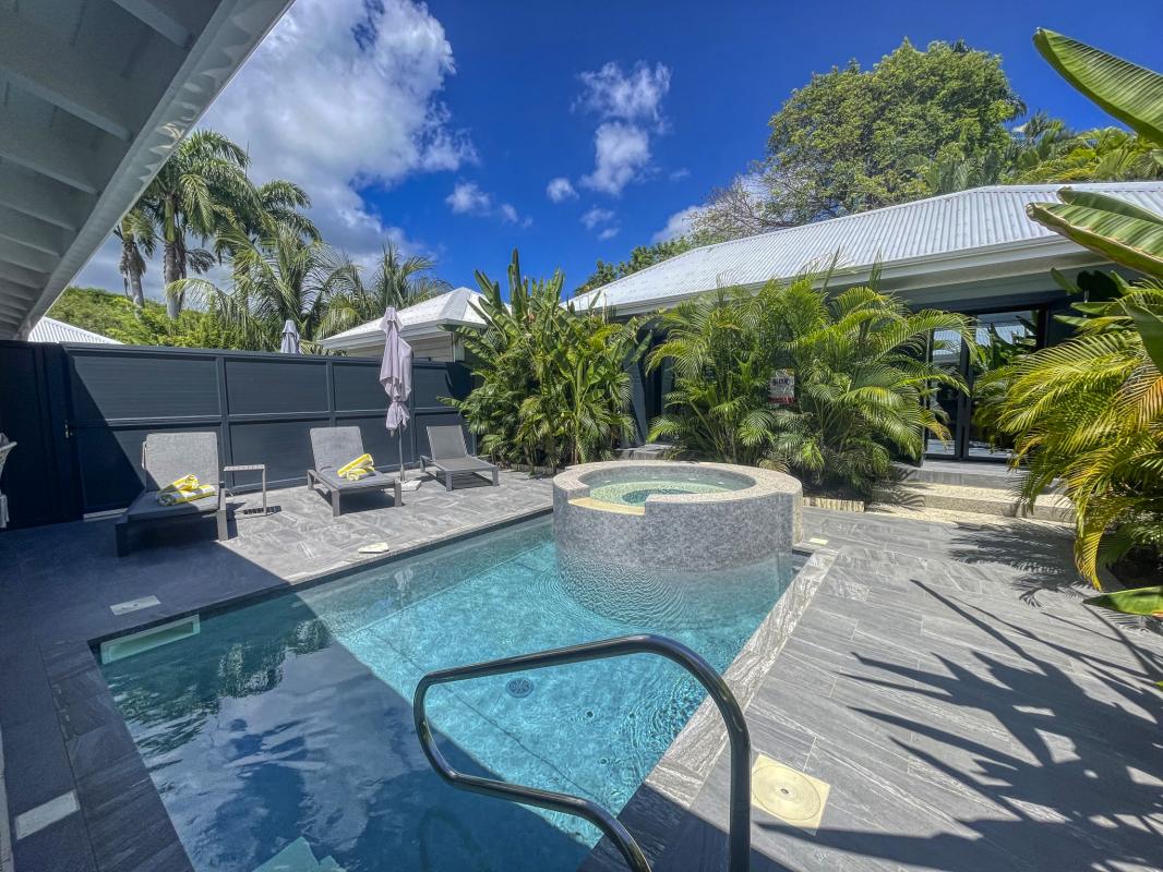 Location villa piscine Saint François Guadeloupe_piscine