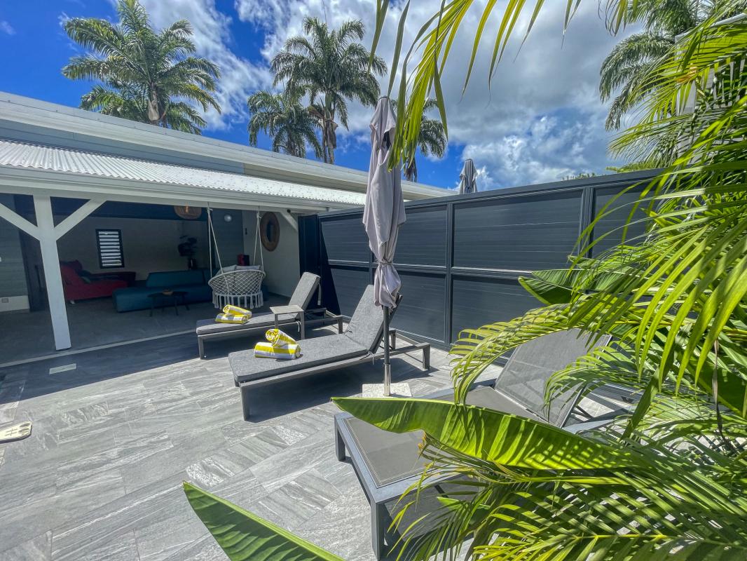 Location villa piscine Saint François Guadeloupe_terrasse