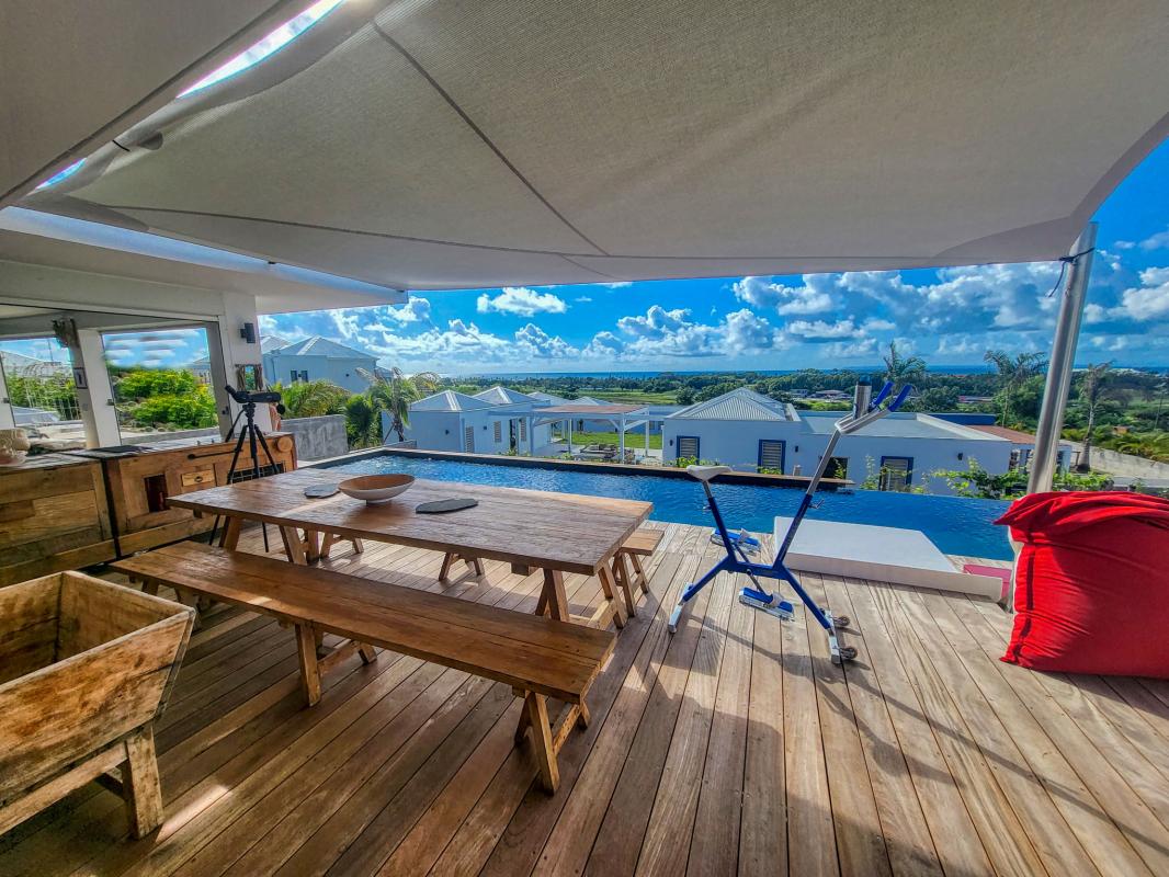 Location-villa-piscine-vue-mer-Saint-François-Guadeloupe_terrasse