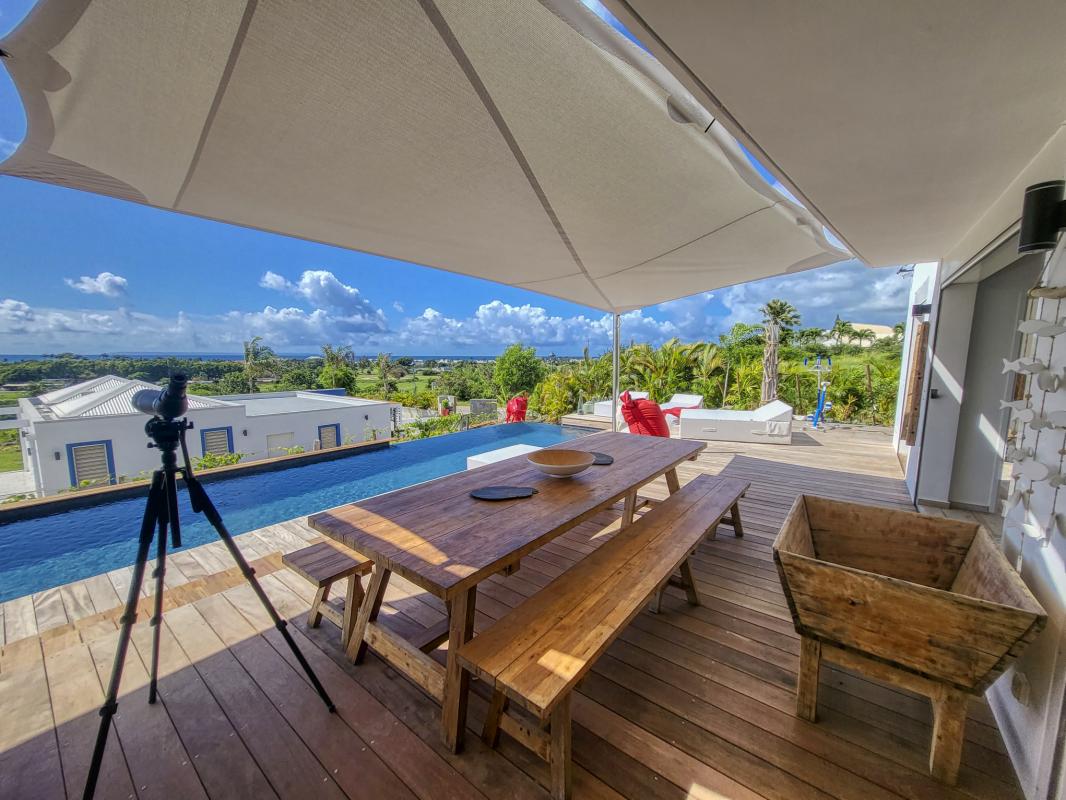 Location-villa-piscine-vue-mer-Saint-François-Guadeloupe_terrasse