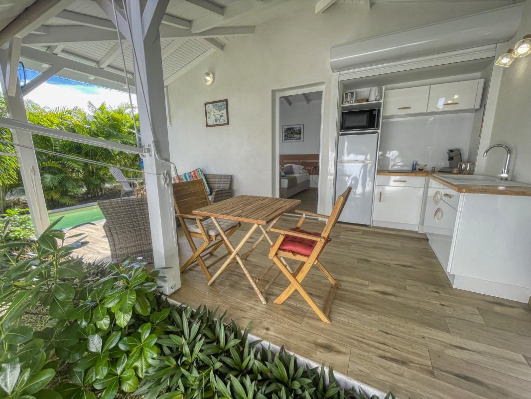 Location-villa-piscine-Saint-François-Guadeloupe_terrasse