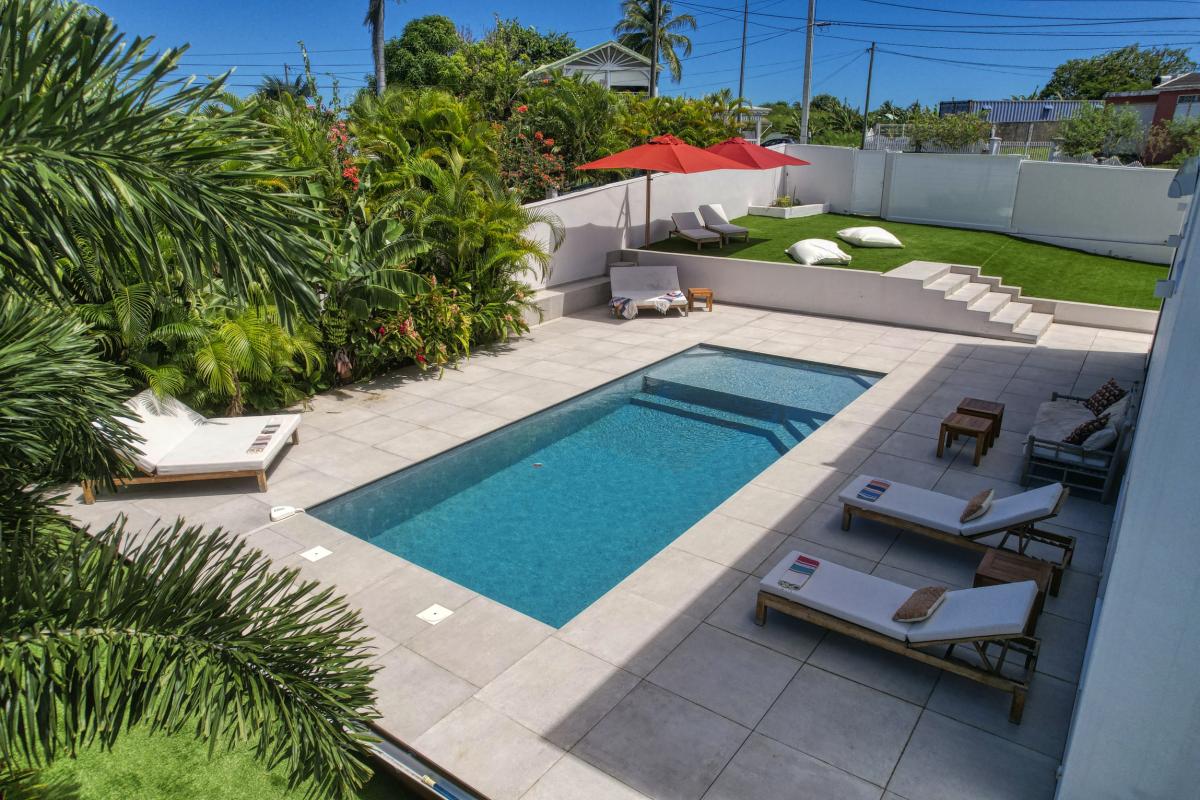Location villa piscine roof top vue mer Saint François Guadeloupe-Piscine