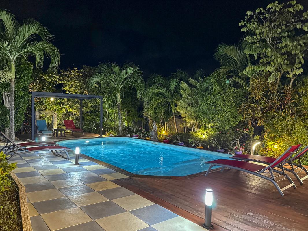 Location villa piscine St François Guadeloupe_de nuit
