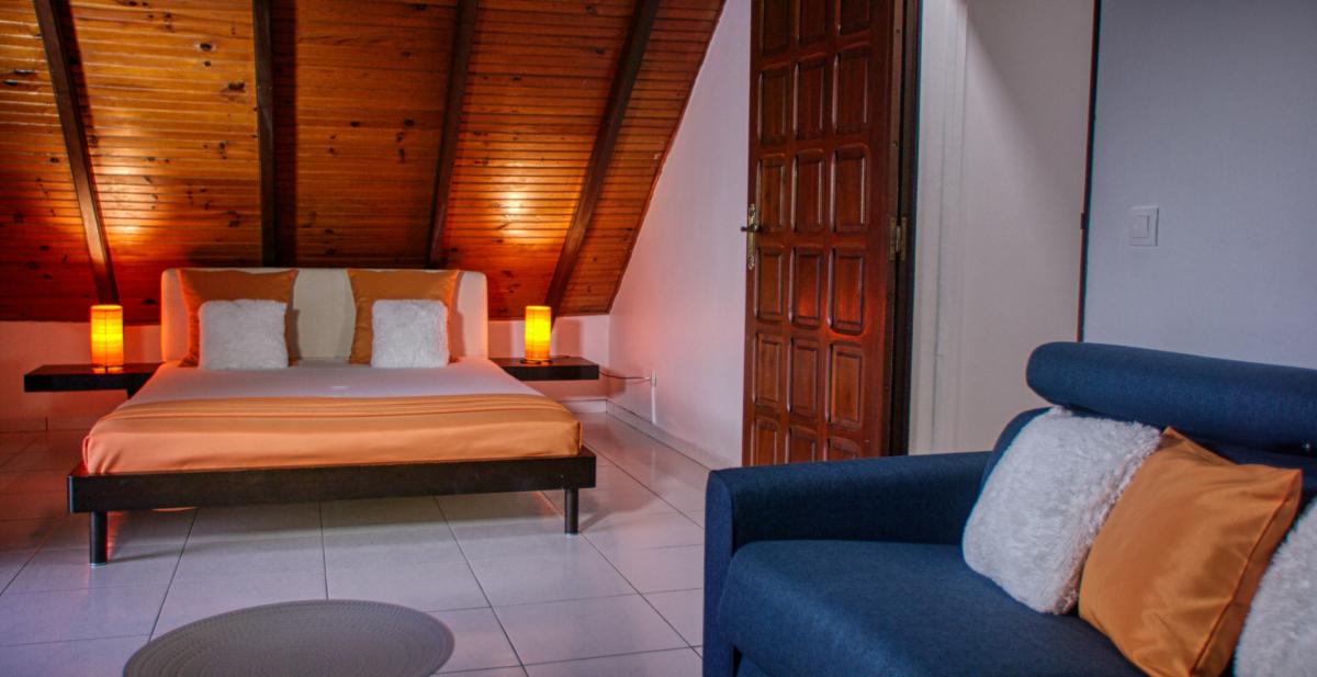 Location villa 5 chambres pour 10 à 20 personnes avec piscine Saint François Guadeloupe