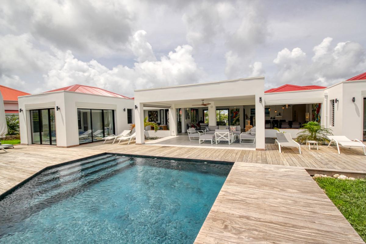Villa 4 chambres 4  salles de douches 8 personnes piscine à louer à Saint François Guadeloupe