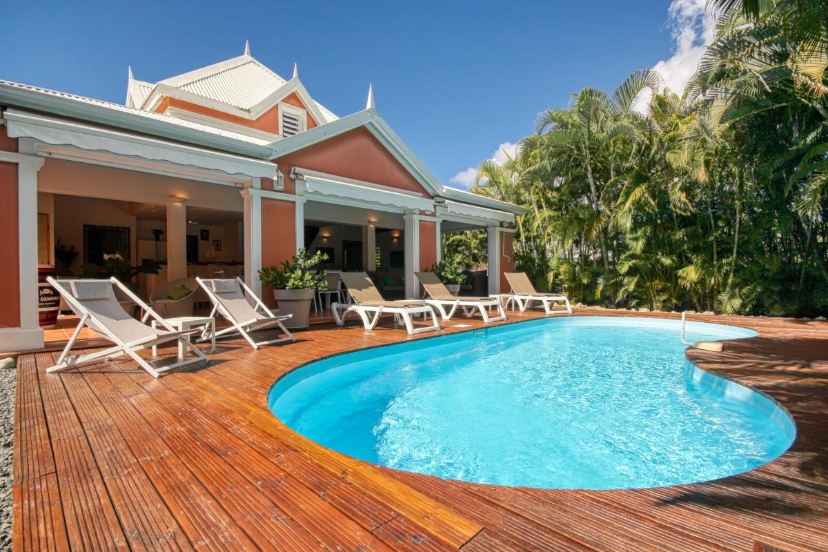 Rental villa Guadeloupe swimming pool - by night