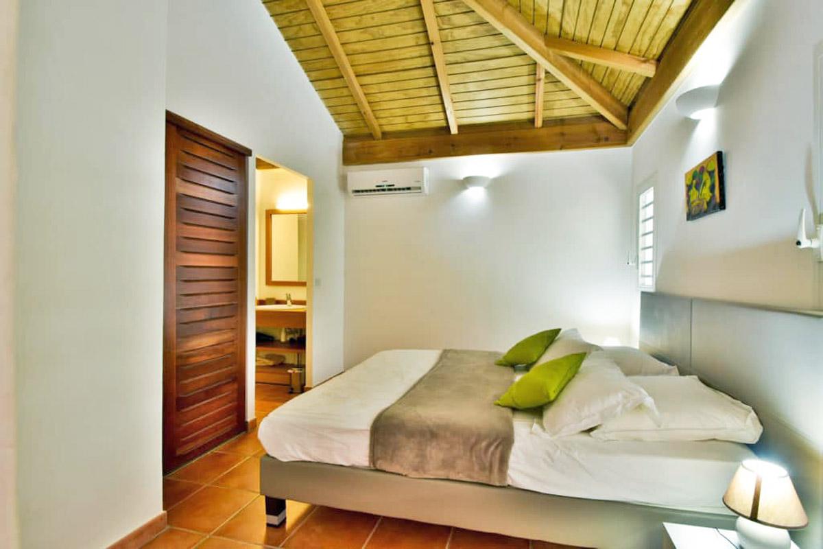 Rental villa Guadeloupe swimming pool - kitchen